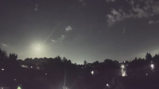 AMS100 meteor