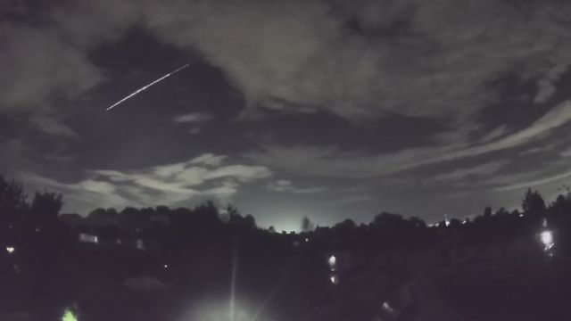 AMS100 meteor