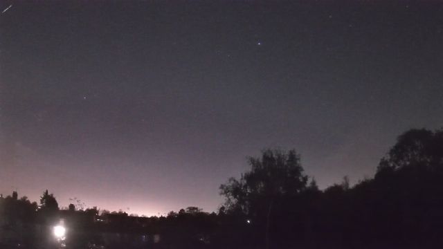 AMS100 meteor