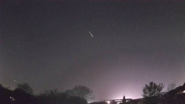 AMS100 meteor