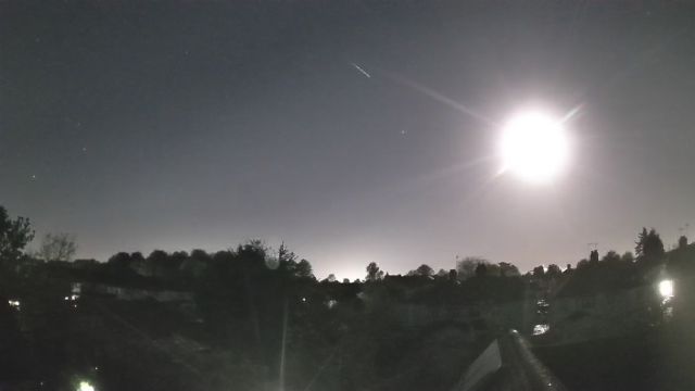 AMS100 meteor