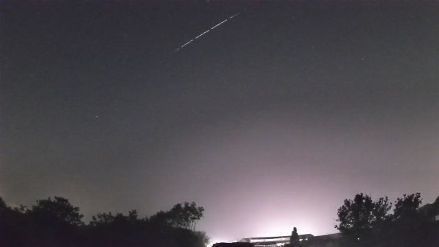 AMS100 meteor