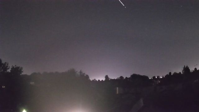 AMS100 meteor