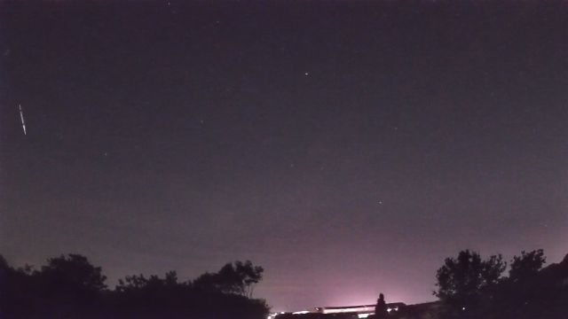 AMS100 meteor