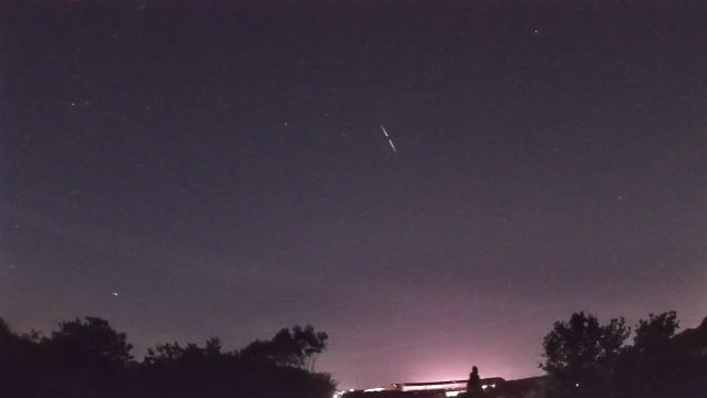 AMS100 meteor