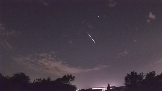 AMS100 meteor
