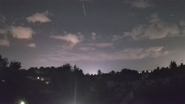 AMS100 meteor