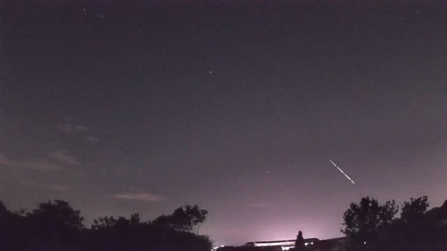 AMS100 meteor