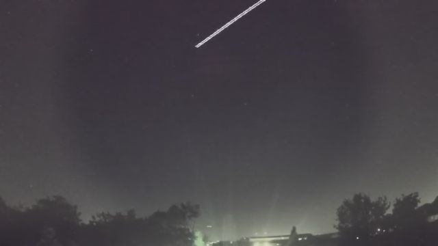 AMS100 meteor