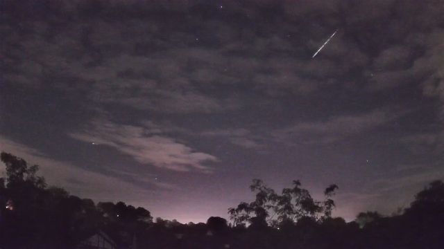 AMS100 meteor