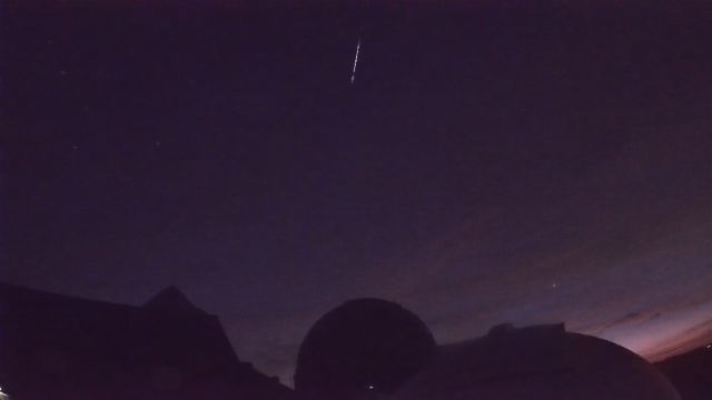 AMS101 meteor
