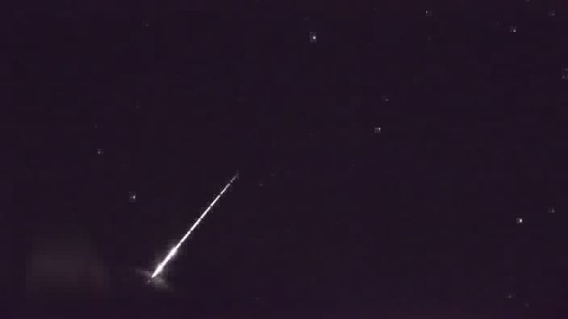 AMS104 meteor