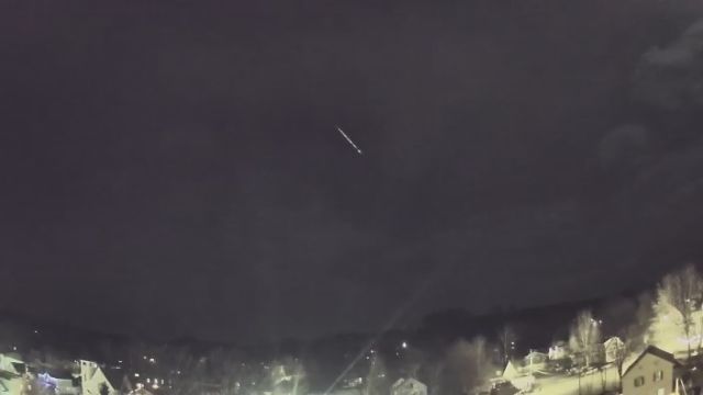 AMS104 meteor