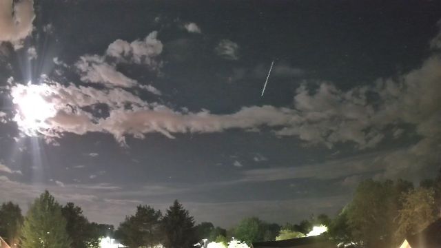 AMS110 meteor
