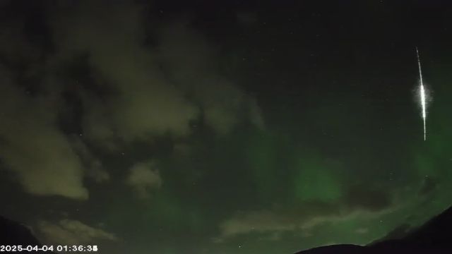 AMS135 meteor