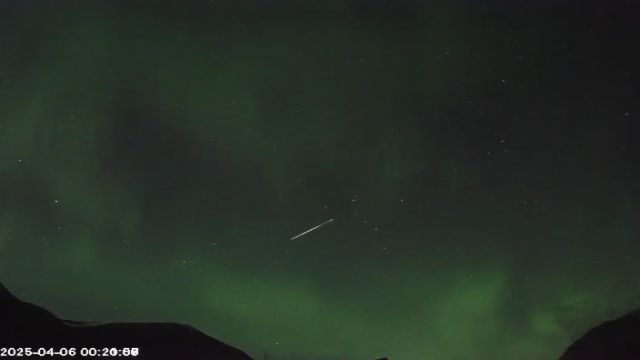 AMS135 meteor