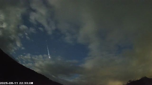AMS135 meteor