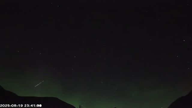 AMS135 meteor
