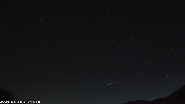 AMS135 meteor