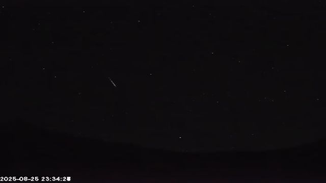 AMS135 meteor