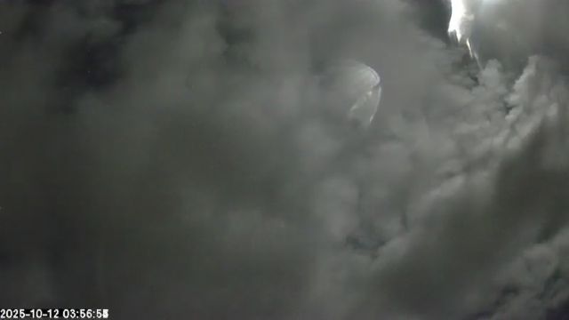 AMS135 meteor