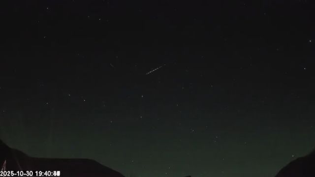 AMS135 meteor