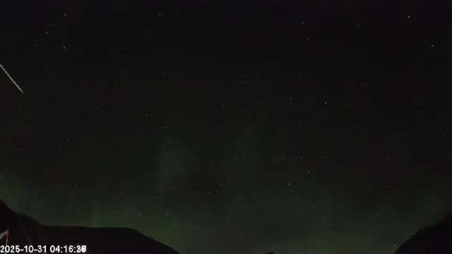 AMS135 meteor