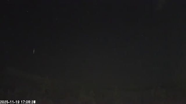 AMS135 meteor
