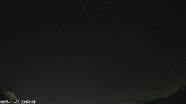 AMS135 meteor