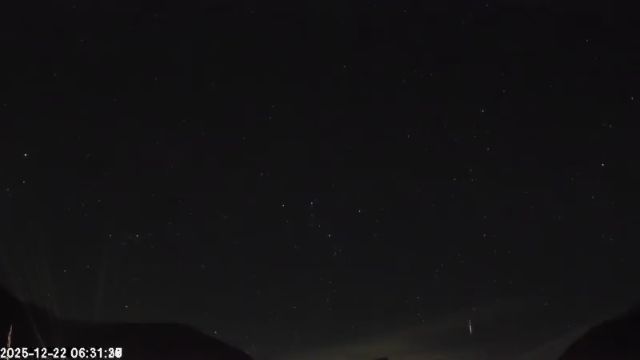 AMS135 meteor