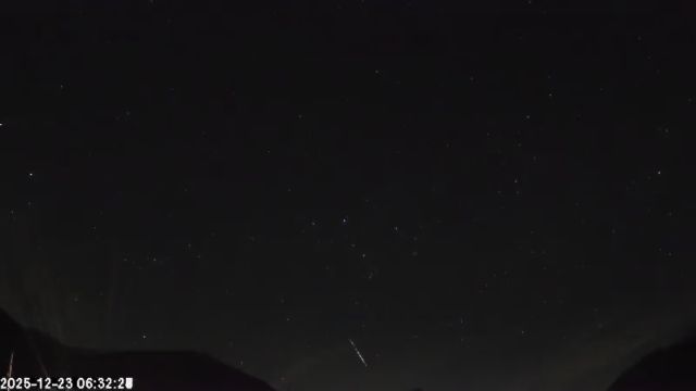 AMS135 meteor