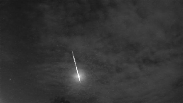 AMS152 meteor
