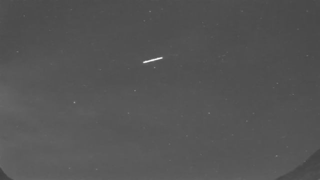 AMS157 meteor