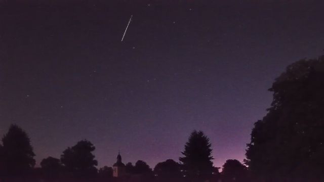 AMS16 meteor