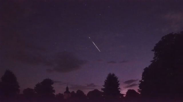 AMS16 meteor
