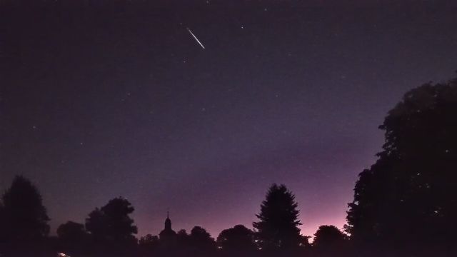 AMS16 meteor