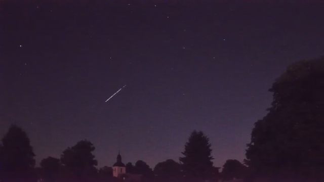 AMS16 meteor