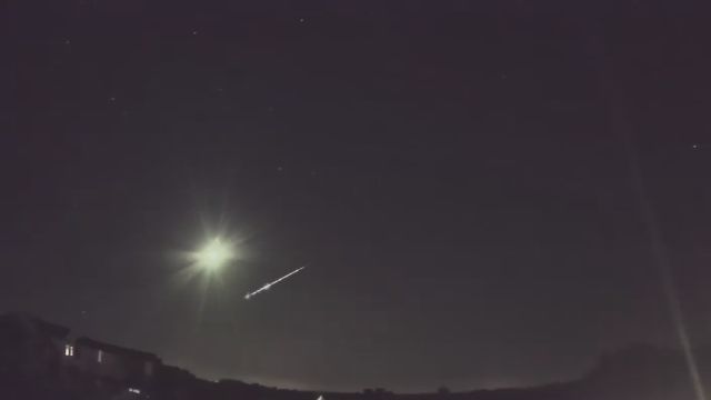 AMS16 meteor
