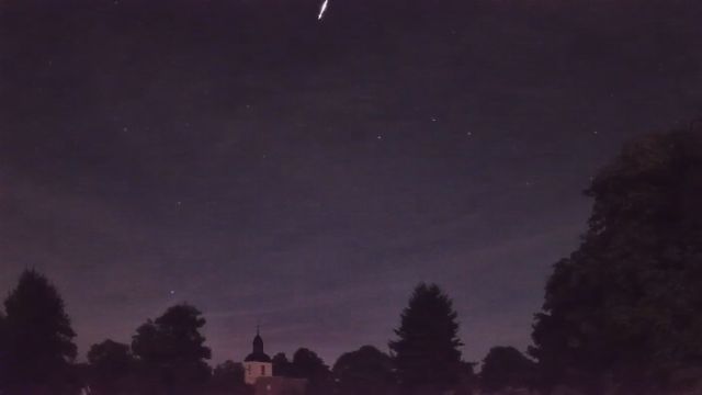AMS16 meteor