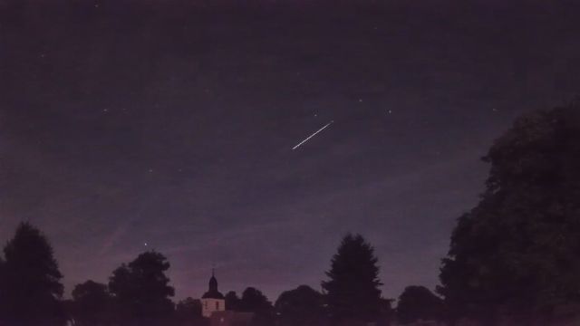 AMS16 meteor