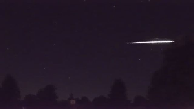 AMS16 meteor