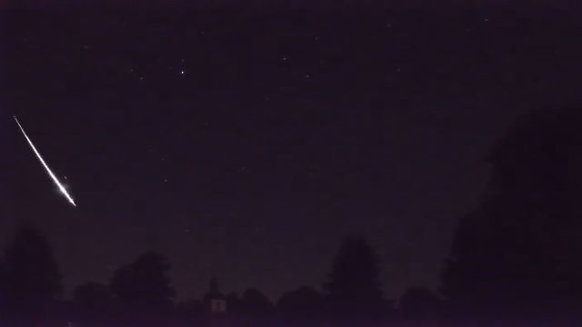AMS16 meteor