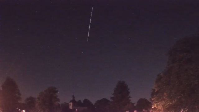AMS16 meteor