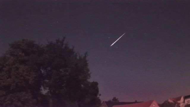 AMS16 meteor
