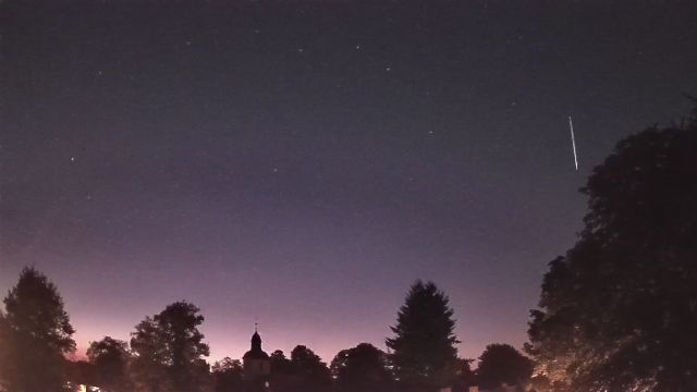 AMS16 meteor