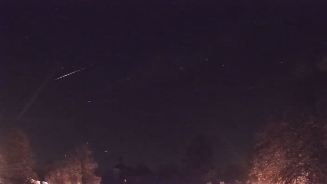AMS16 meteor