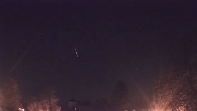 AMS16 meteor