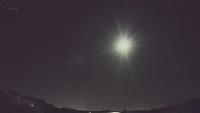 AMS16 meteor