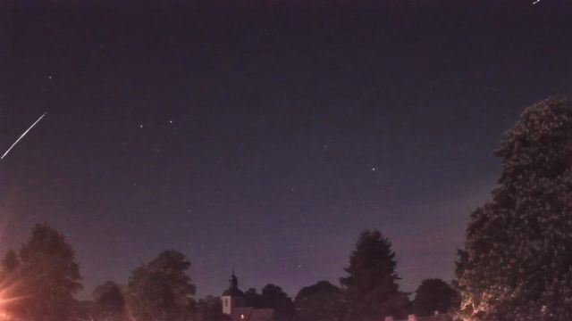 AMS16 meteor