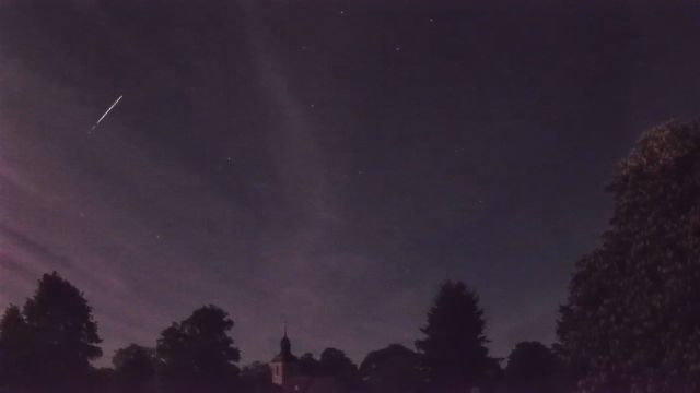 AMS16 meteor